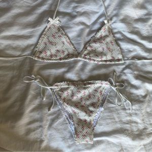 Dainty pink floral print bikini